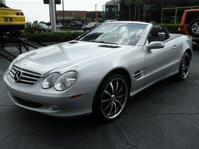 2004 mercedes-benz 500sl silver/charcoal **clean carfax** low miles heated seats