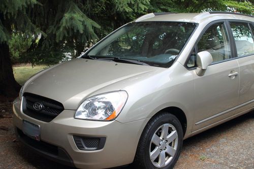 2007 kia rondo lx wagon 4-door 2.7l