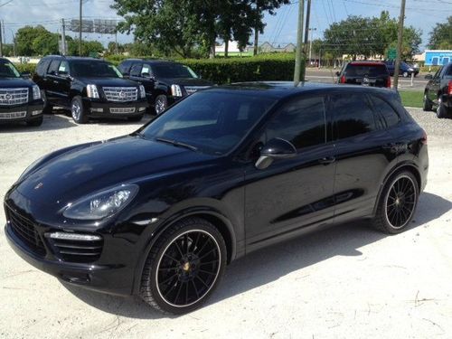 2012 porsche cayenne