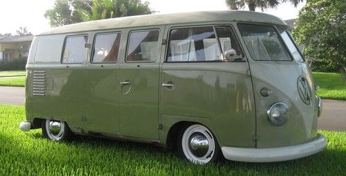 1960 vw bus original paint  camper very nice  excellent driver