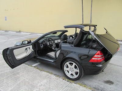 Supercharged slk 230 kompressor convertible roadster limited edition sport