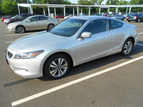 2010 honda accord coupe lx-s,2dr,all power,25mpg,warranty,29k miles,best offer !