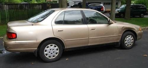 1996 toyota camry le w/88,000 (88k) miles-- working w/some issues (edison, nj)