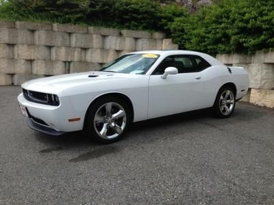 2012 dodge challenger rt we finance lifetime warranty low miles one owner