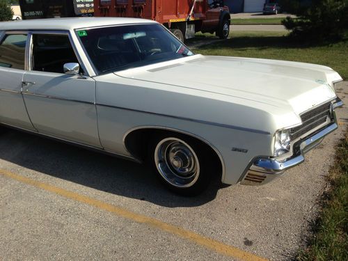 Barn find great runnner lowered 1970 chevrolet impala base wagon 4-door 5.7l