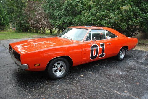 1969 dodge charger big block white hat special general lee