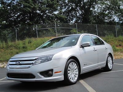 Ford fusion 2010 hybrid edition loaded navigation sunroof fresh trade in a+