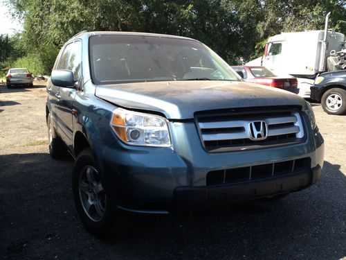 2007 honda pilot exl-awd.. runs.. low mileage.. look..