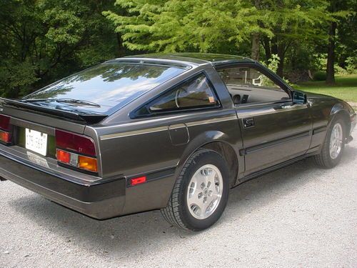 1985 nissan 300zx turbo coupe 2-door 3.0l