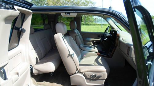2004 Chevrolet Silverado 1500 LT Ext. Cab 4-Door Short Bed 2WD Southern Comfort, image 8