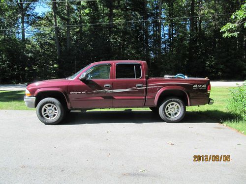 2001 dakota slt quad cab v8 with 174k no reserve!  5 day auction