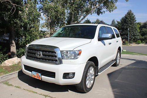 2008 toyota sequoia platinum - like new!