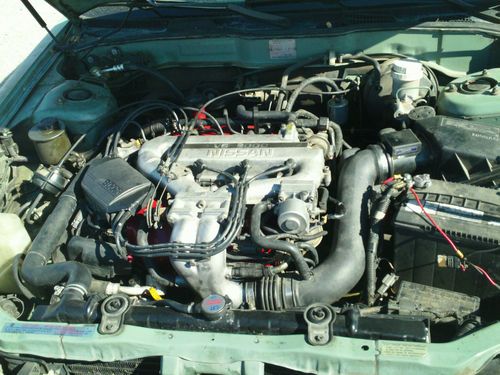 1989 Nissan Maxima GXE Sedan 4-Door 3.0L, image 2