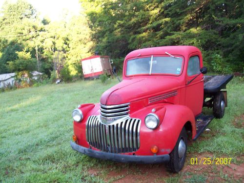 1946 chevorlet pickup 3/4 ton skatebed/flatbed completely originial