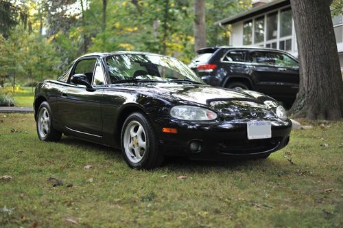 1999 mazda miata w/factory hardtop (5spd manual) +extras