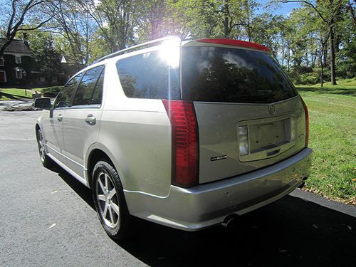 no reserve 2004 Cadillac SRX Base Sport Utility 4-Door 4.6L, image 4