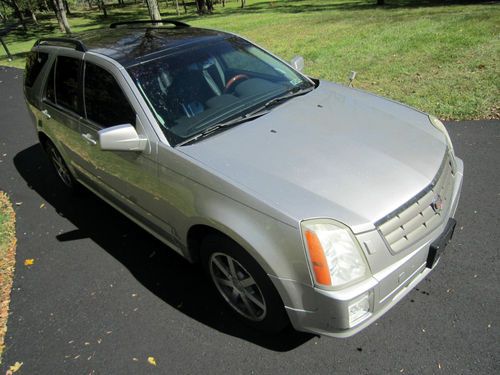 no reserve 2004 Cadillac SRX Base Sport Utility 4-Door 4.6L, image 9