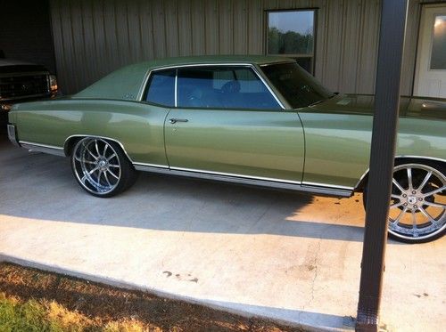 1972 chevrolet monte carlo very clean runs like a beauty.