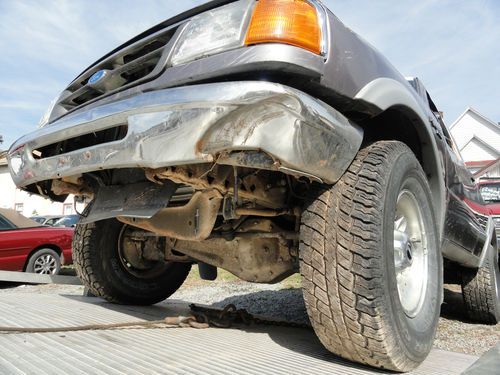 1995 ford ranger 4x4  rollover salvage title  "lot"  runs and drives