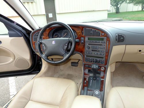 2001 saab 9-5 2.3t sedan 4-door 2.3l one owner clean serviced