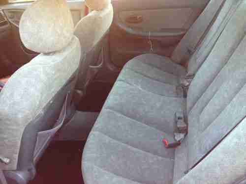 2003 Hyundai Elantra GLS Sedan 4-Door 2.0L, image 3