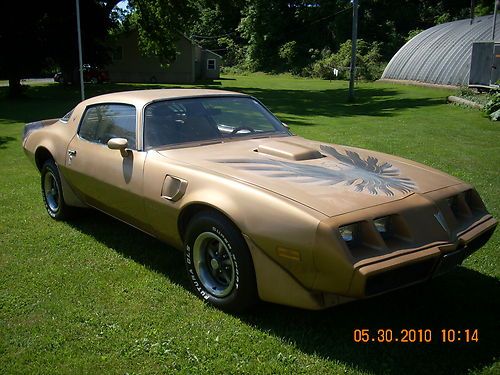 1980 pontiac firebird trans am chevy camaro