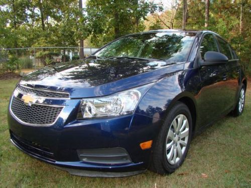 2011 chevrolet cruze ls sedan 4-door 1.8l