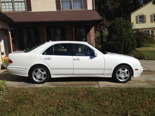 Mercedes benz e430 4matic excellent condition