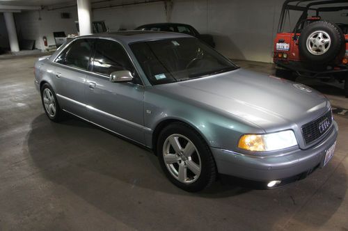 Low mileage&amp; warranty serviced 2003 audi s8