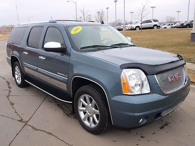 2008 gmc yukon xl / 4x4 / dvd / navigation / heated leather / roof / warranty