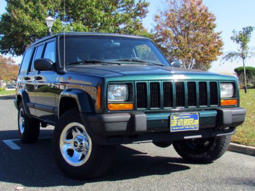 2000 jeep cherokee sport 4wd one owner!!! clean carfax !!!! super clean serviced