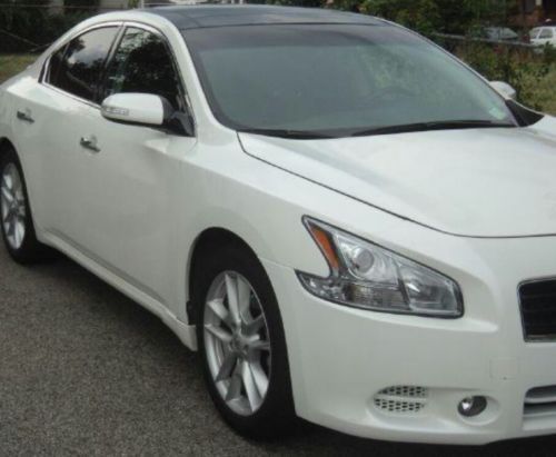 2010 nissan maxima sv sedan 4-door 3.5l