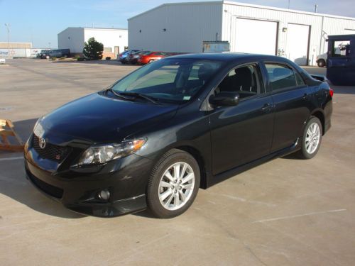 2010 toyota corolla s sedan 4-door 1.8l fully loaded 5 speed manual