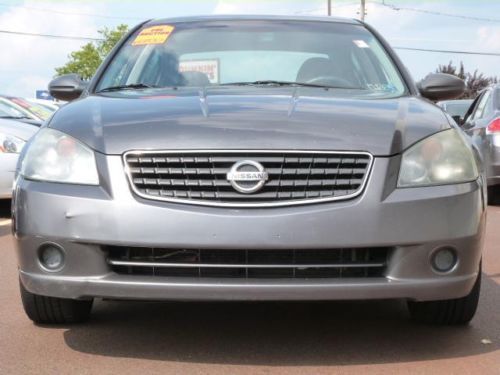 NO RESERVE 2005 154071 MILES ONE OWNER CLEAN CARFAX AUTO S GRAY CLOTH, image 3