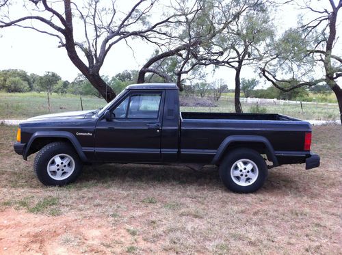 1992 jeep comanche base final edition pickup 2-door 4.0l