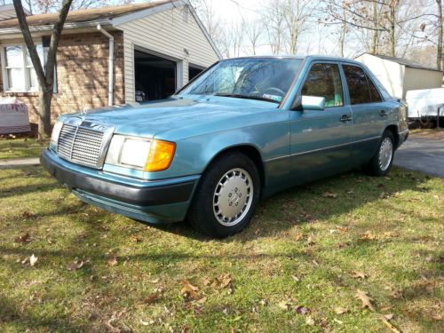 1993 mercedes-benz 300e sedan 4-door 2.8l