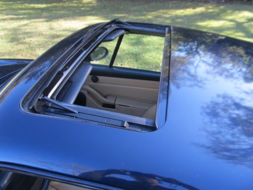 1995 Porsche 993 Carrera 2, image 11