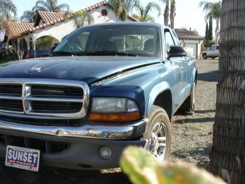 2003 dodge dakota