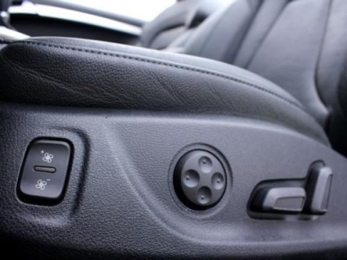 Nav Convertible Cooled Seats CD Turbocharged Front Wheel Drive Power Steering, image 29