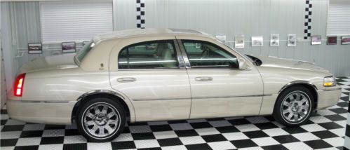 2003 LINCOLN CARTIER TOWN CAR IVORY PARCHMENT NEAR MINT LOADED NEEDS NOTHING!!!, image 21