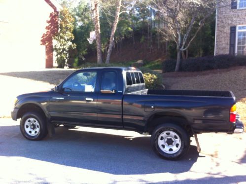 1999 toyota tacoma ext cab sr5 4 cyl 4x4 wd one owner low miles very low reserve