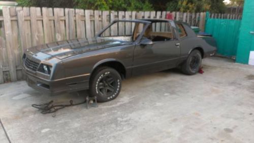 1988 chevrolet monte carlo ss g body t top with fresh paint and floor board