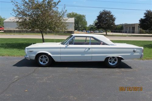 Beautiful stunning 1967 plymouth gtx 440 automatic hp matching numbers car