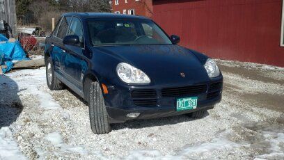 2004 porsche cayenne  "s"   garage kept.  low miles.