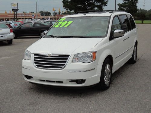 2009 chrysler town &amp; country limited   12653a