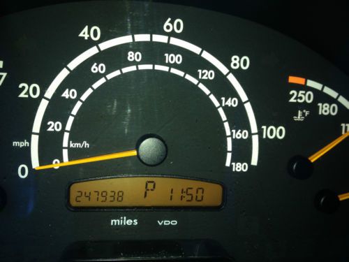 2003 dodge sprinter 2500 base standard cargo van 3-door 2.7l