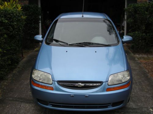 2005 chevy aveo - only 29,400 miles - automatic/ac - only driven twice a week