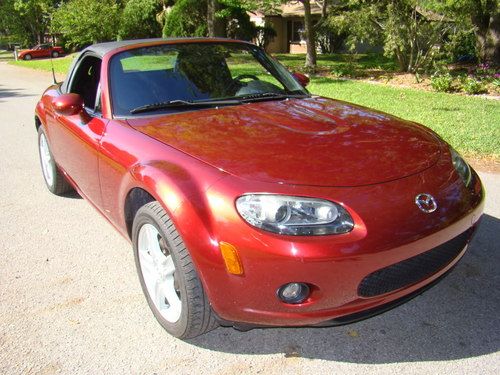 2006 mazda mx-5 miata base convertible 2-door 2.0l