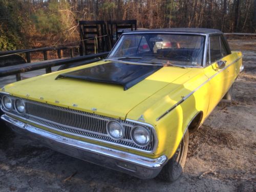 1965 dodge coronet 500 440hp comes w it.8 3/4  posi trac