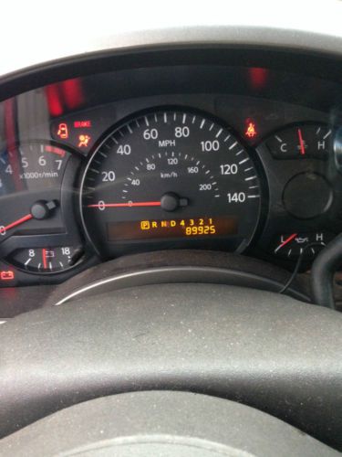 2004 Nissan Titan SE, image 10